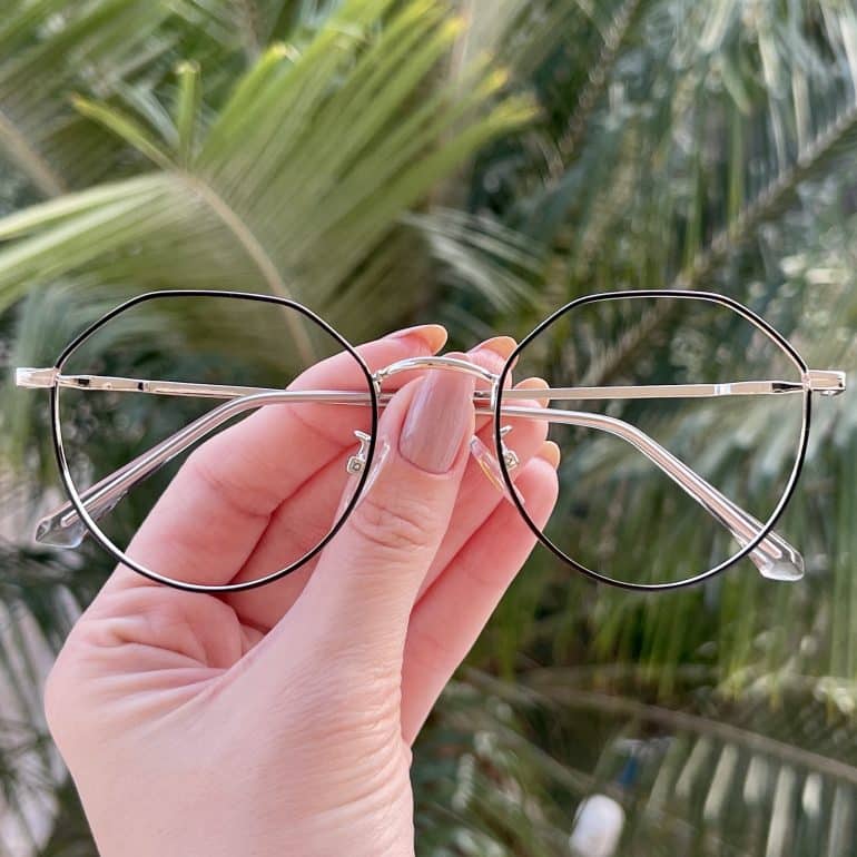 Óculos 2 em 1 Clip-On Hexagonal Preto com Prata Maisa